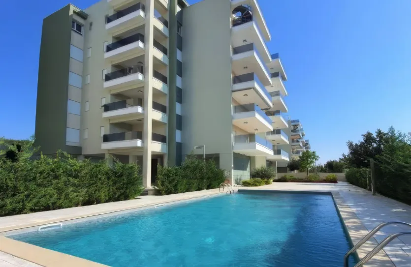 3-bedroom apartment for sale - 12484