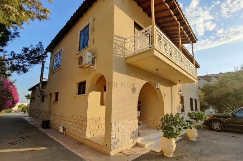 3 bedroom villa in Agios Tychonas, Limassol