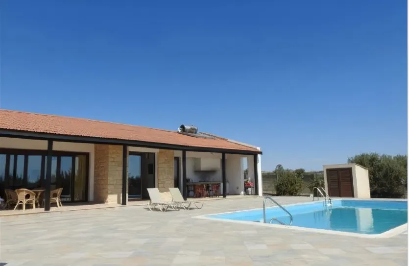 Дом с 3-мя спальнями продажа - 13222