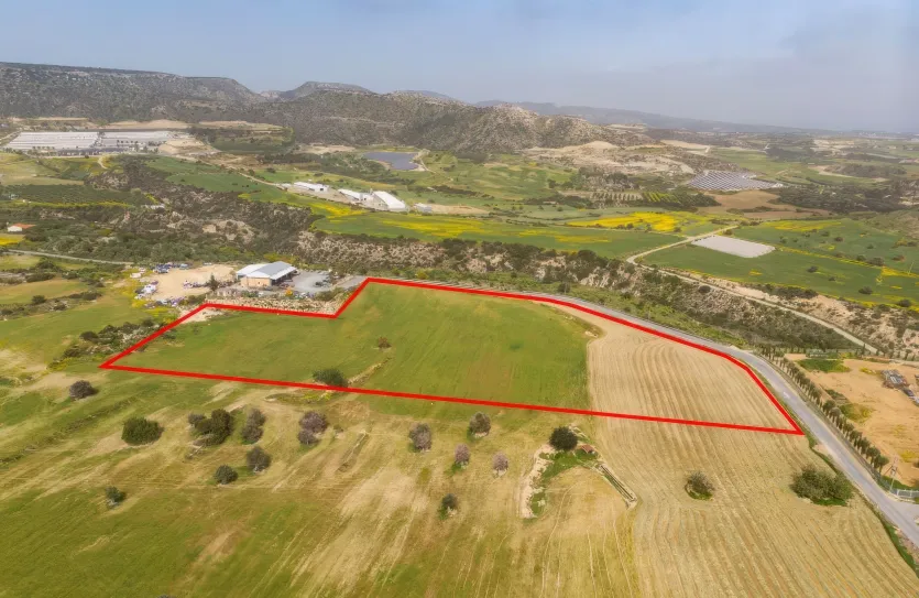 Land for sale - 13611