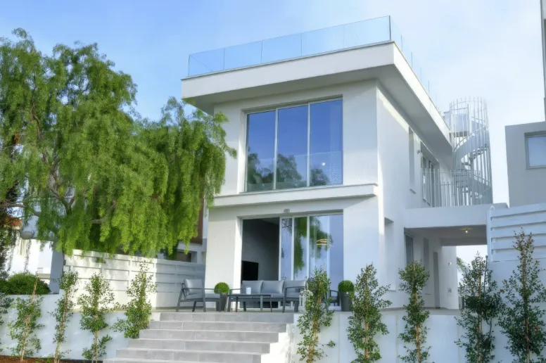 4 bedroom villa in Dromolaxia, Dromolaxia-Meneou, Larnaca