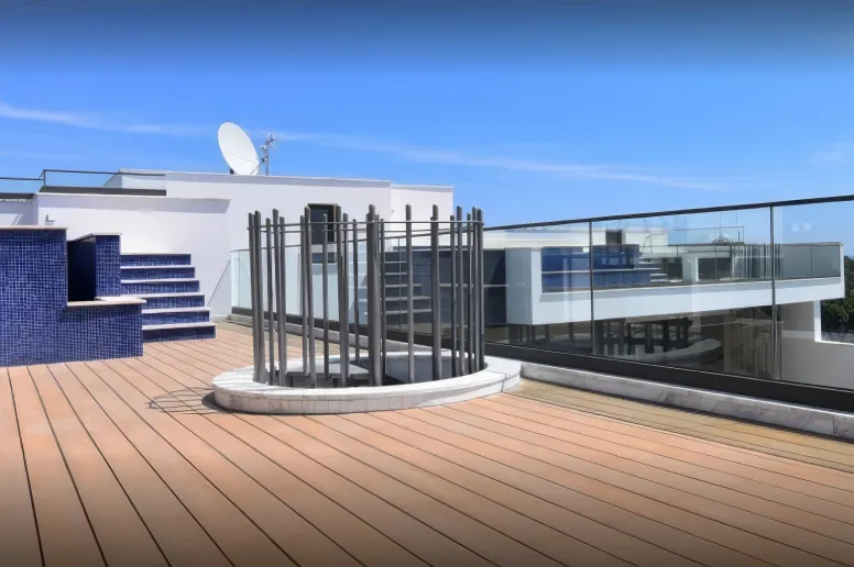 4 bedroom penthouse in Potamos Germasogeias, Germasogeia, Limassol