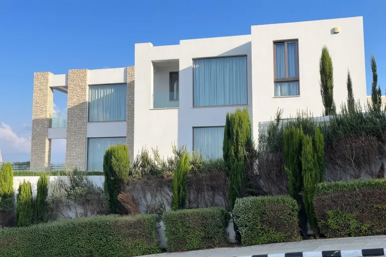 5 bedroom villa in Peyia, Paphos