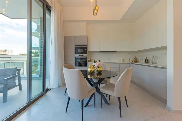 2 bedroom apartment in Mesa Geitonia, Limassol