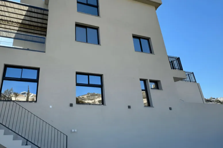 4 bedroom house in Agios Tychonas, Limassol