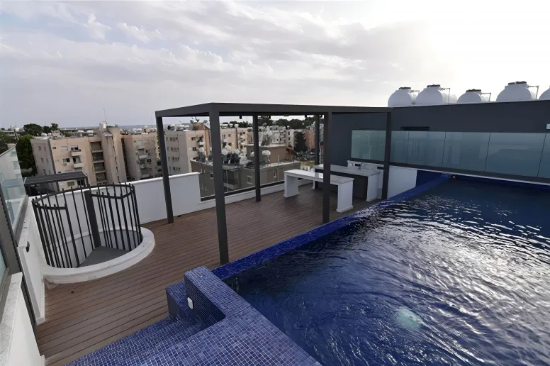3 bedroom penthouse in Potamos Germasogeias, Germasogeia, Limassol