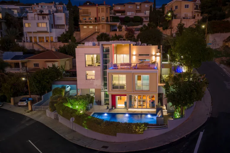 6 bedroom villa in Agia Fyla, Limassol City, Limassol