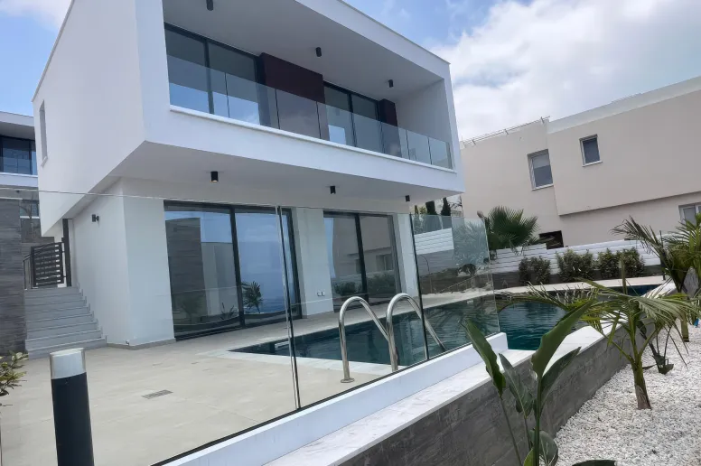 3 bedroom villa in Chloraka, Paphos