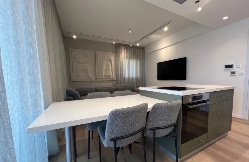 Residential building for rent - 17514