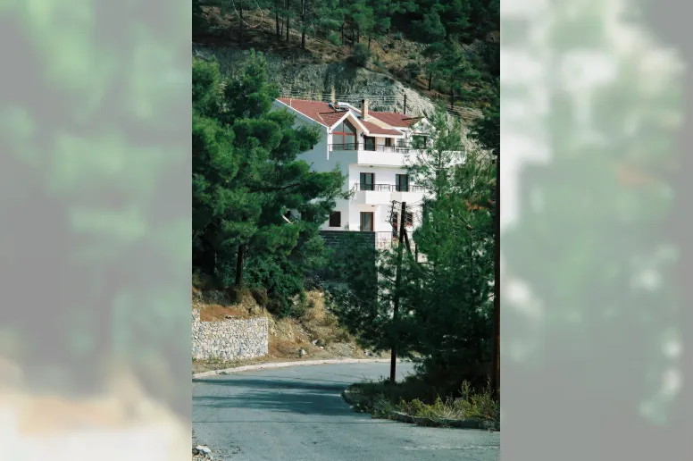 5 bedroom villa in Moniatis, Limassol