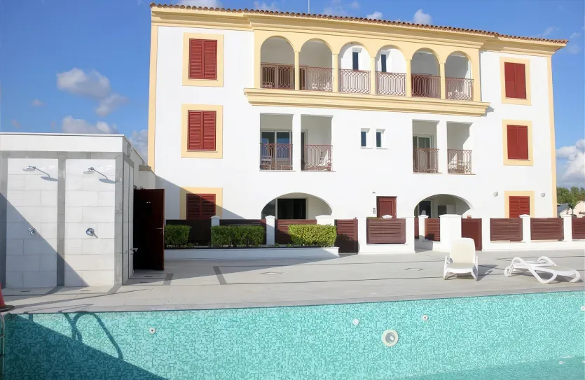 Квартира с 2-мя спальнями продажа - 13122