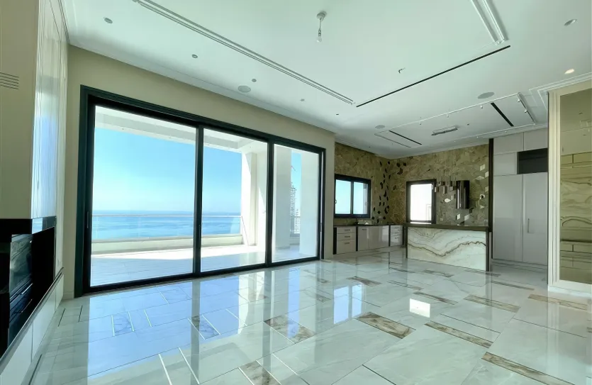 4-bedroom penthouse for rent - 13140