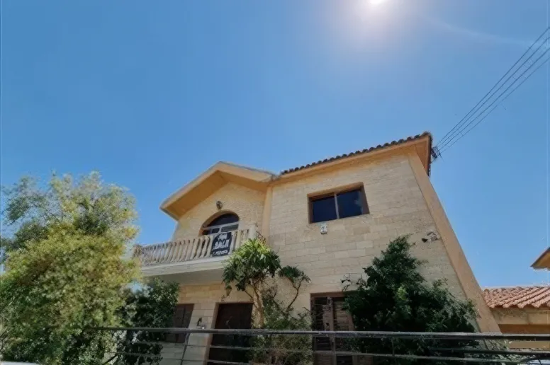 House in Agios Athanasios, Limassol - 13300