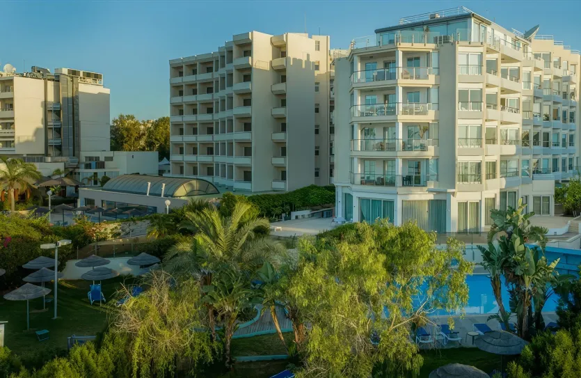 2-bedroom apartment for sale - 13396