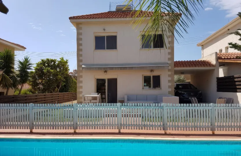3-bedroom villa for sale - 13502