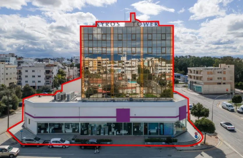 Building for sale - 13688