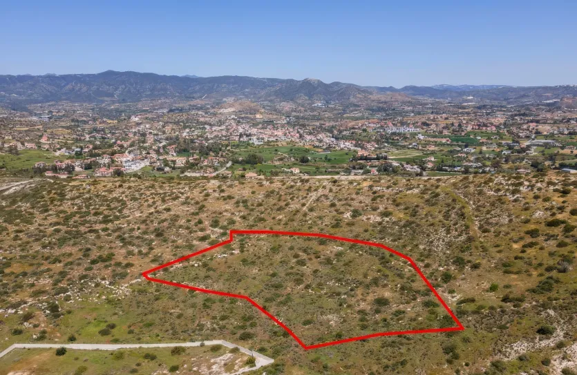 Land for sale - 13664