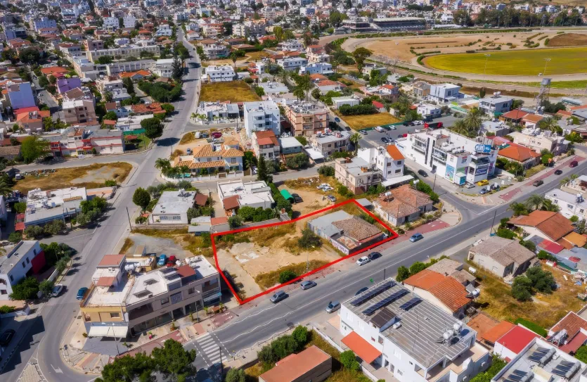 Plot for sale - 13653