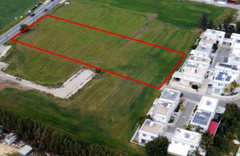 Land for sale - 13582