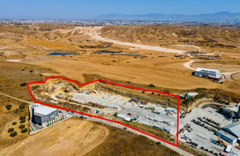 Industrial land for sale - 13574