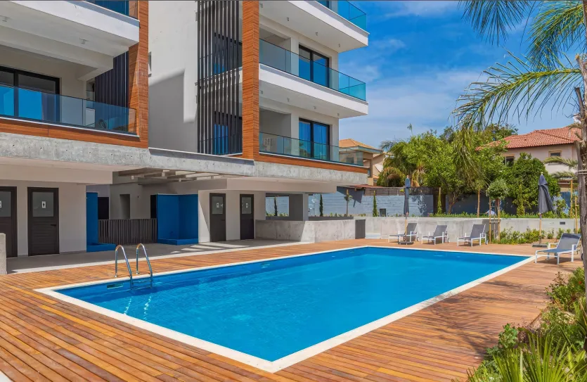 3-bedroom apartment for sale - 13750