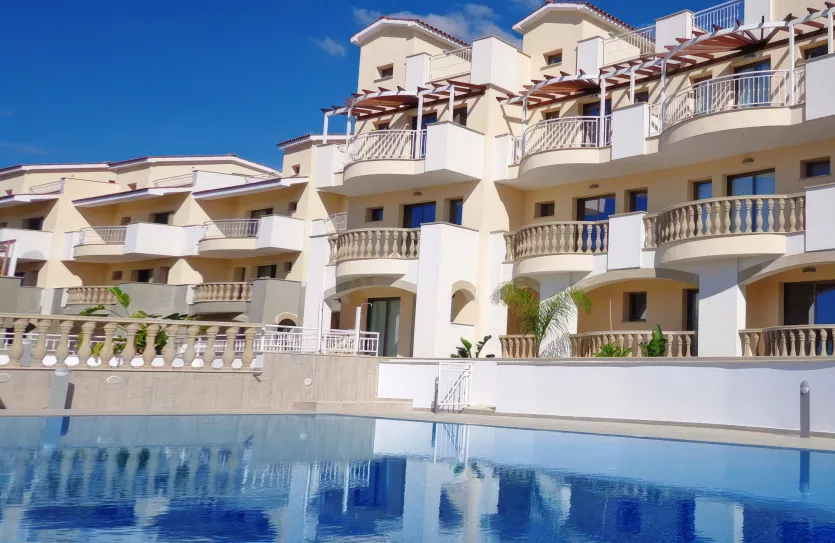 3-bedroom townhouse for sale - 13784