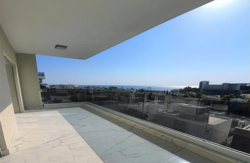 Квартира с 3-мя спальнями продажа - 13859