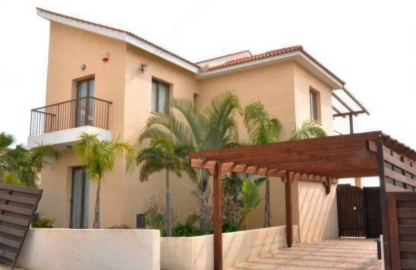 Дом с 3-мя спальнями продажа - 13896