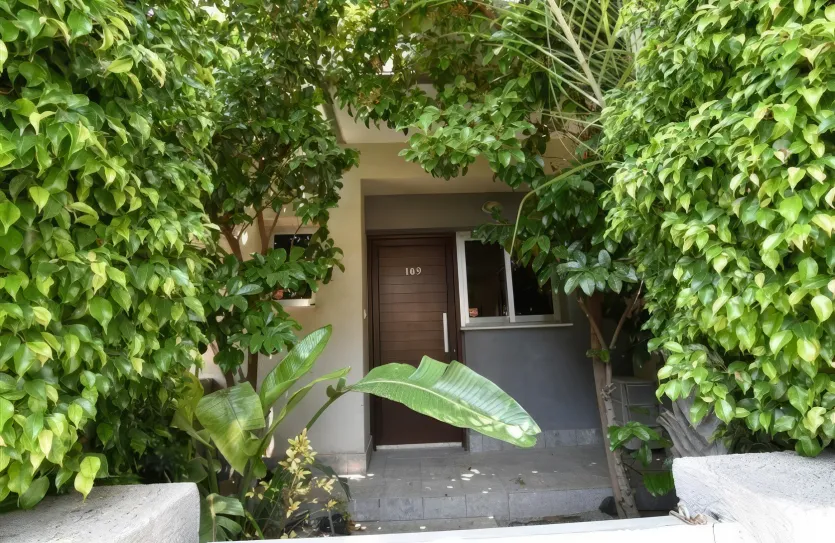 2-bedroom townhouse for sale - 13937