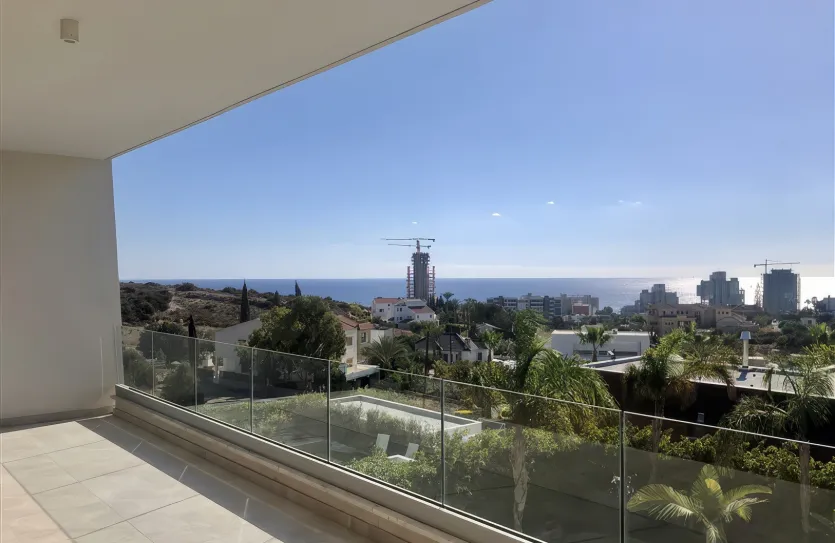 6-bedroom villa for sale - 13949