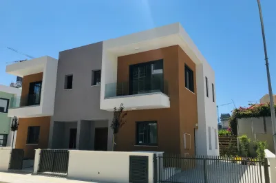 3-bedroom townhouse - 13978, photo 1