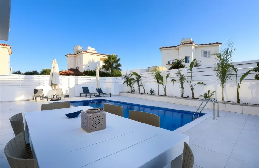 3-bedroom villa for sale - 14007