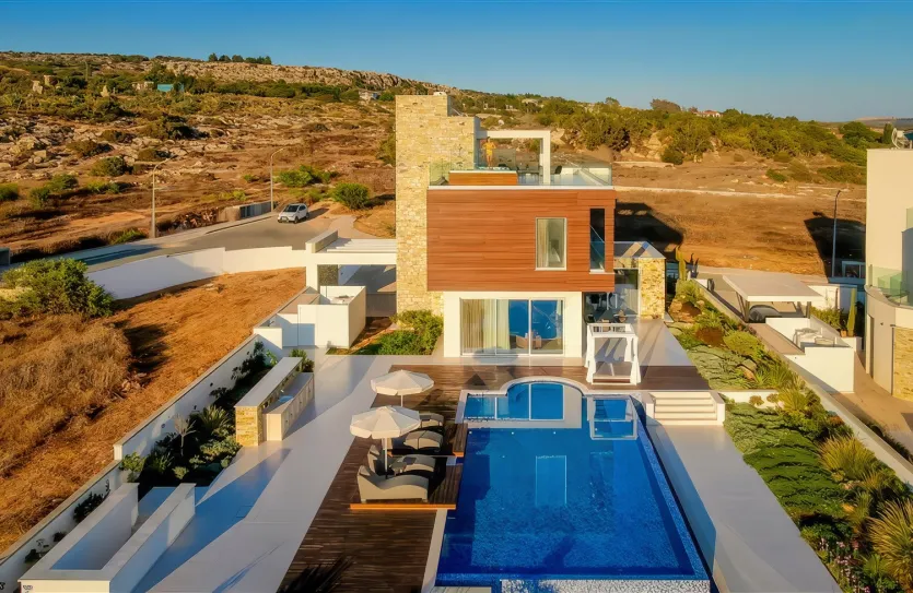 3-bedroom villa for rent - 14012