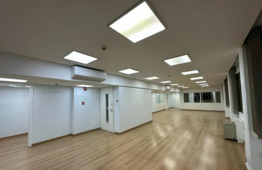 Office for rent - 14233