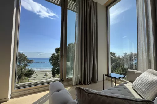 Beach villa in Agios Tychonas, Limassol - 12859