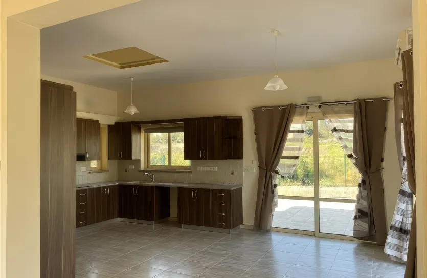 3-bedroom bungalow for rent - 14208