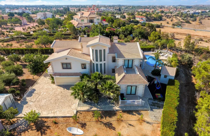 5-bedroom house for sale - 14292