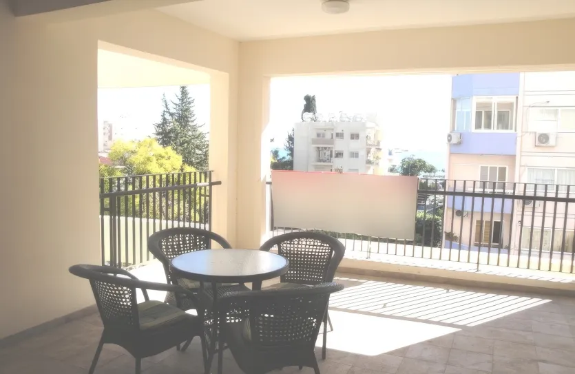 3-bedroom apartment for sale - 12495