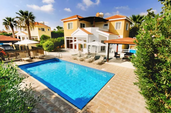 Villa in Coral Bay, Peyia, Paphos - 14686