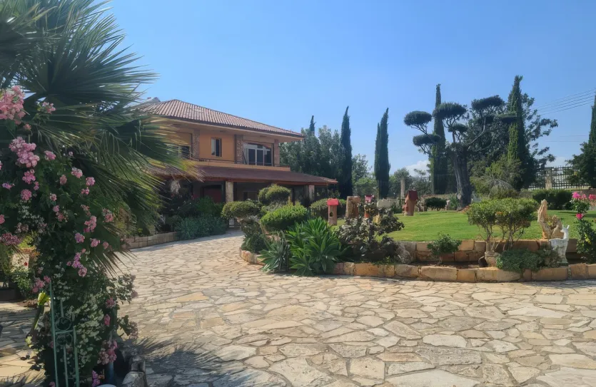 Дом с 6-ю спальнями продажа - 14661