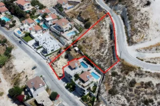 Plot in Agios Tychonas, Limassol - 14712