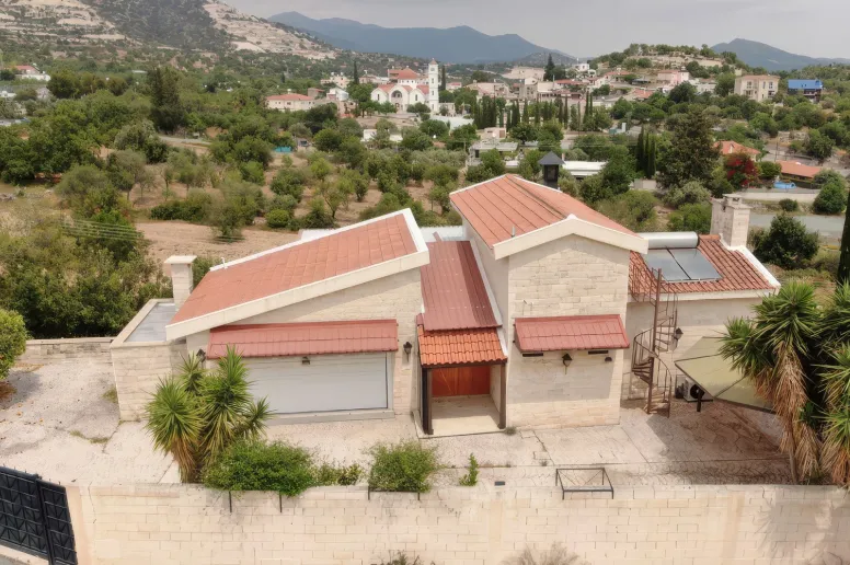 Дом в Апесии, Лимассол