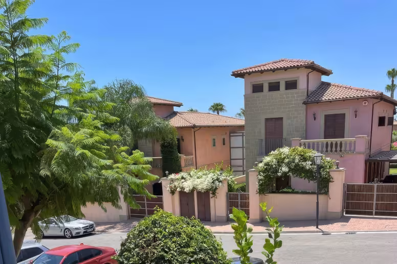 5 bedroom villa in Pyrgos, Limassol