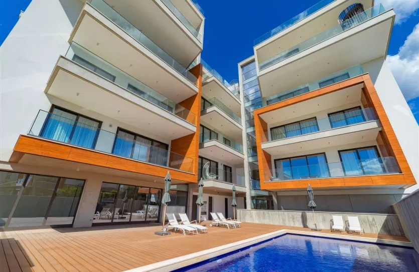 2-bedroom apartment for sale - 13754