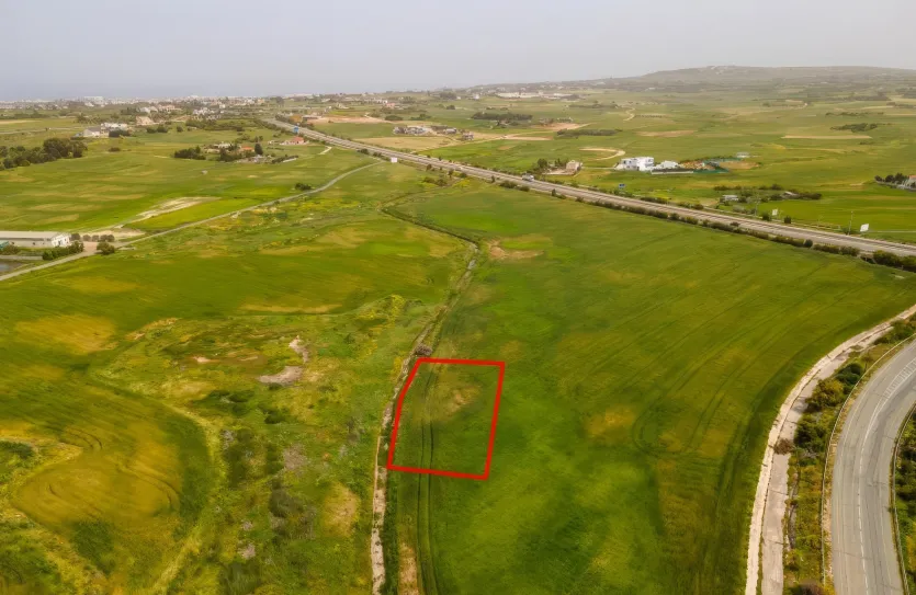 Land for sale - 13592