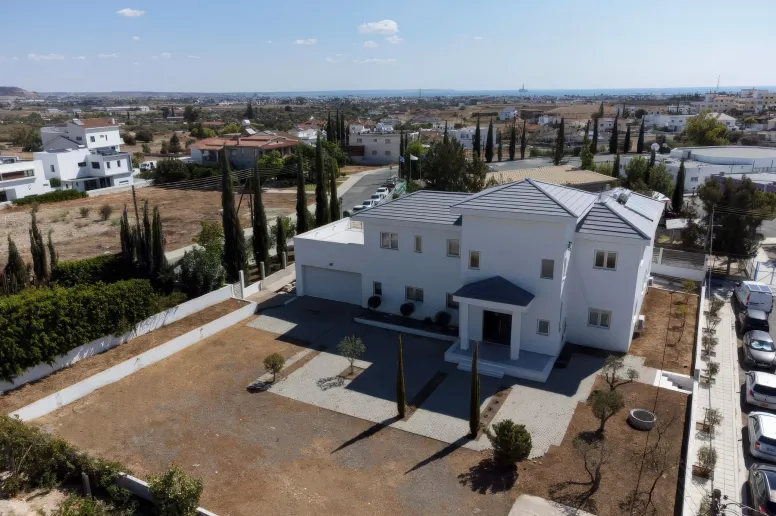 Дом в Арадиппу, Ларнака