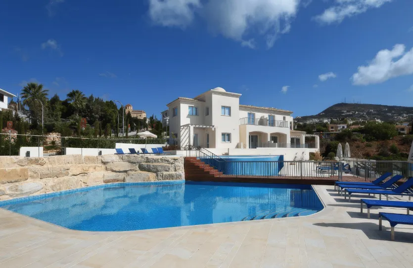 Квартира с 2-мя спальнями продажа - 14917