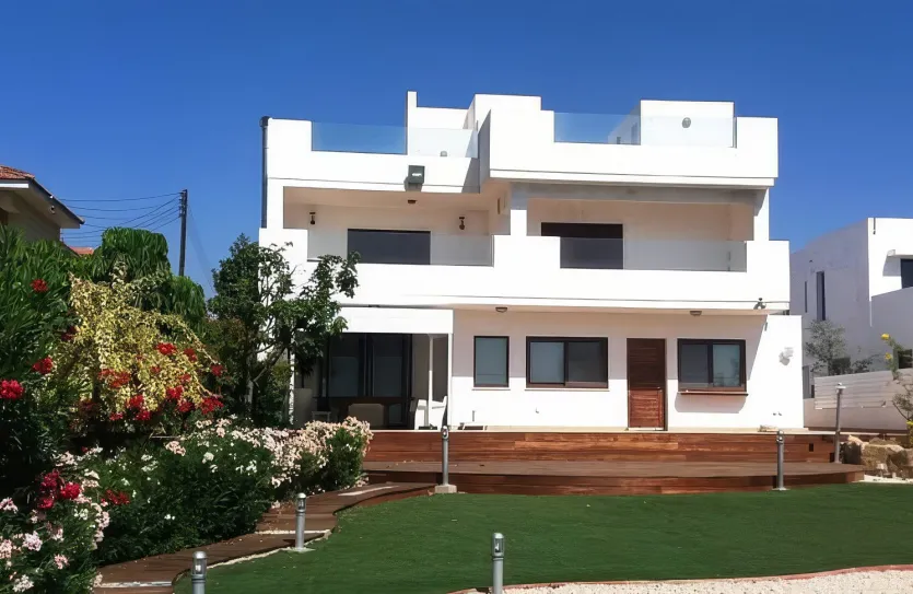 4-bedroom villa for sale - 14126