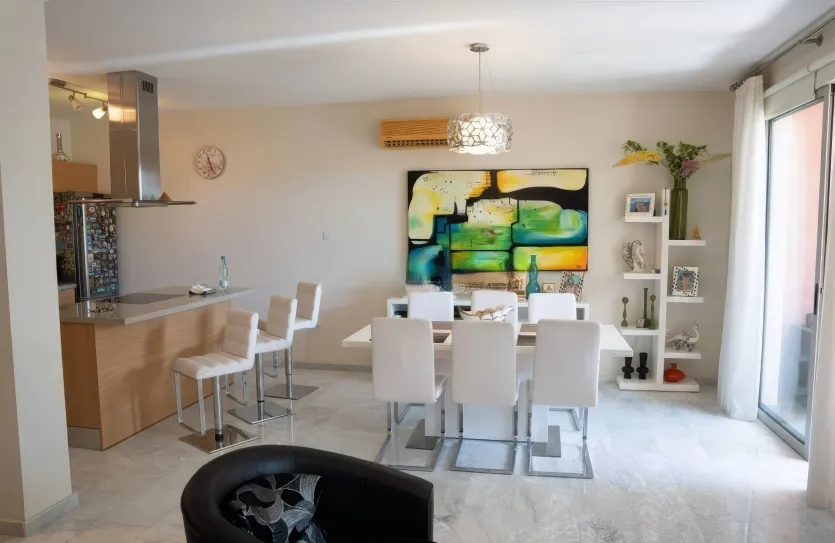 Квартира с 3-мя спальнями продажа - 14958