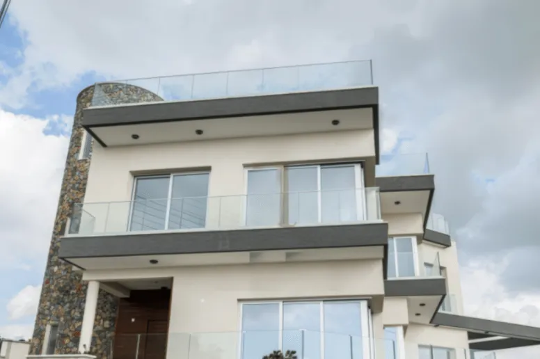 Дом в Агиос Тихонас, Лимассол